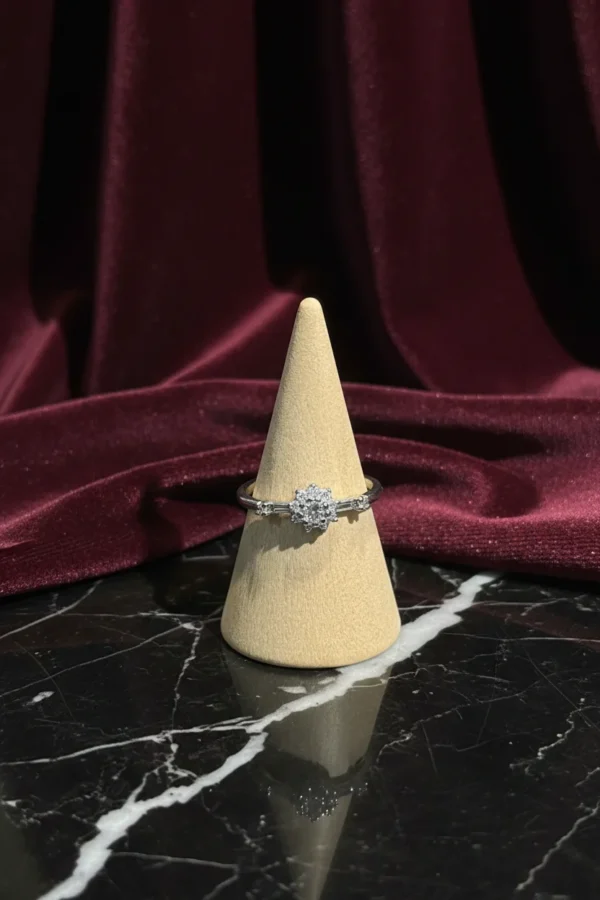 Silver 925 Floral Cluster Ring